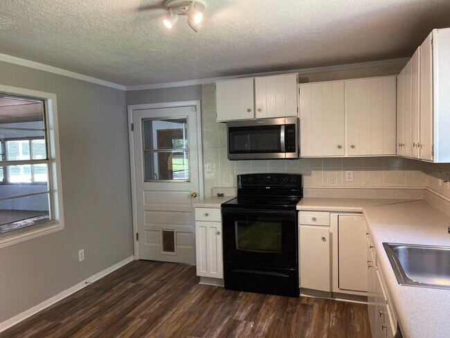 Foto del edificio - 5548 W Anthony Rd