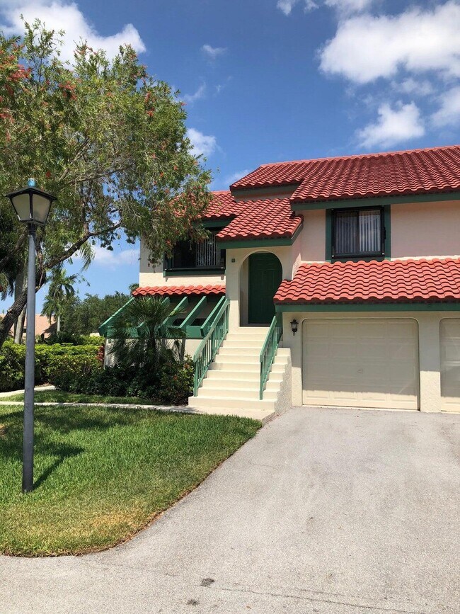 Foto del edificio - 22 Lexington Ln W