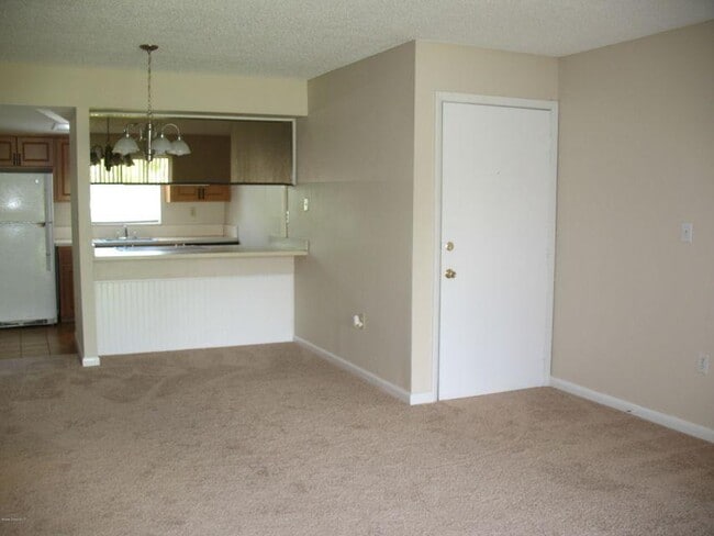 Foto del edificio - 148 Berkshire Ln