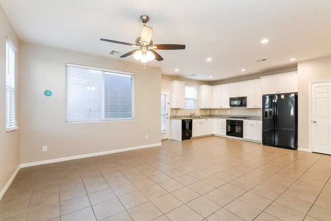 Building Photo - 10644 Gale Wind Ct