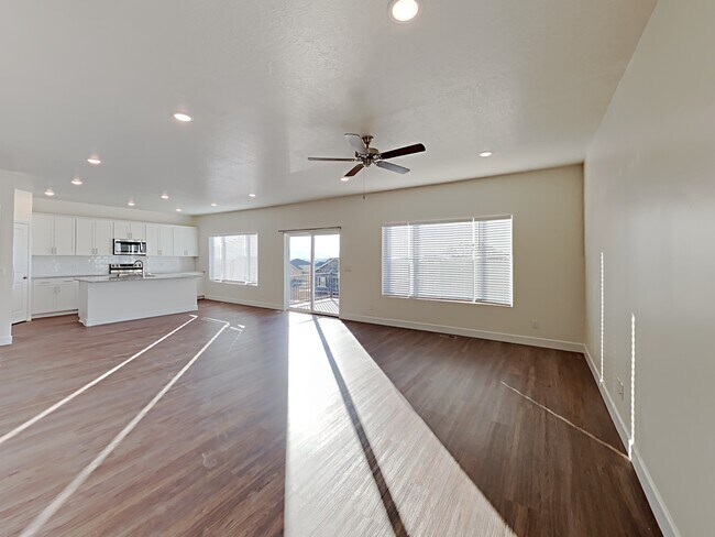 Building Photo - 1321 N Rickshaw Lane