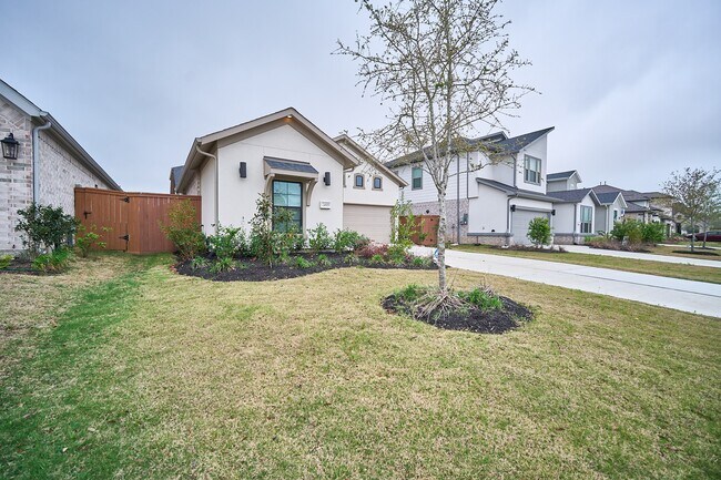 Foto del edificio - 24819 Yellow Spruce Cir