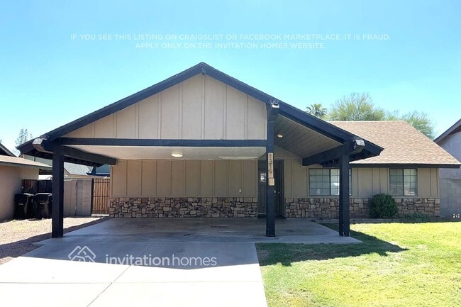 Building Photo - 1319 E Ivyglen St