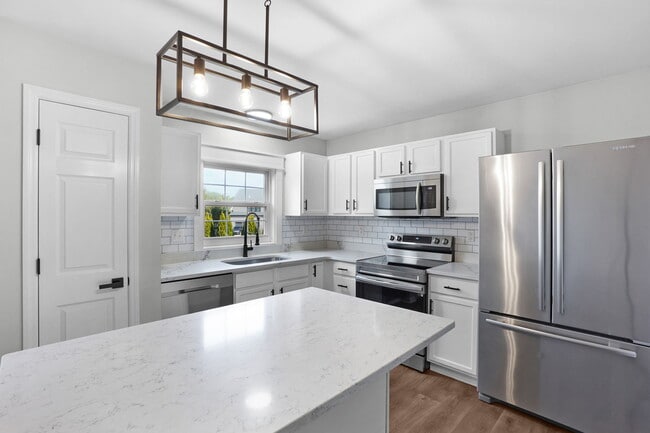 Building Photo - 413 Montclair Tower Dr