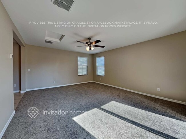 Building Photo - 3942 S 79th Dr