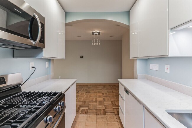 Foto del edificio - Beautiful 2bd/1bth condo w/ utilities incl...