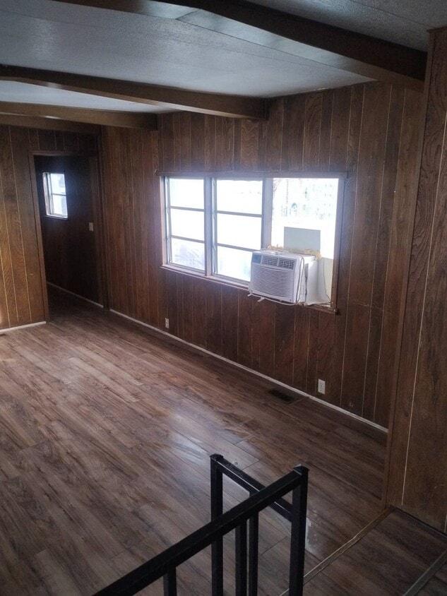 Building Photo - SALINA RENTALS - TRLR #5