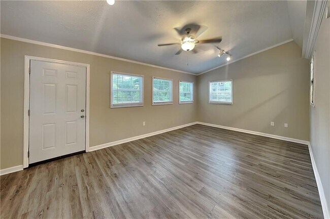 Building Photo - 1364 Towne Harbor Trail