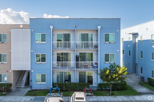 Imagen del edificio - Pine Groves Apartments