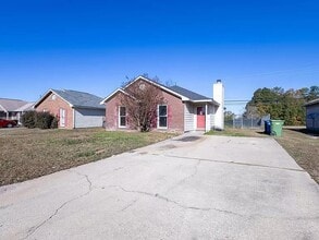 Building Photo - 5873 Laurel Oak Dr