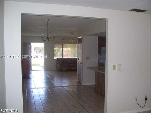 Foto del edificio - 4619 SW 7th Ave