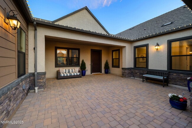 Building Photo - 3060 Feathertop Dr