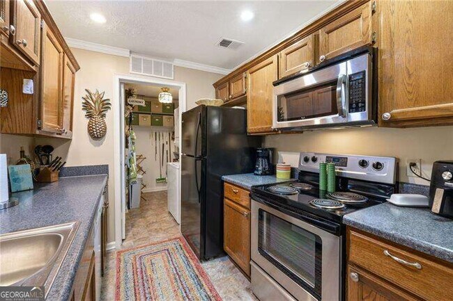 Building Photo - 525 Warm Springs Cir