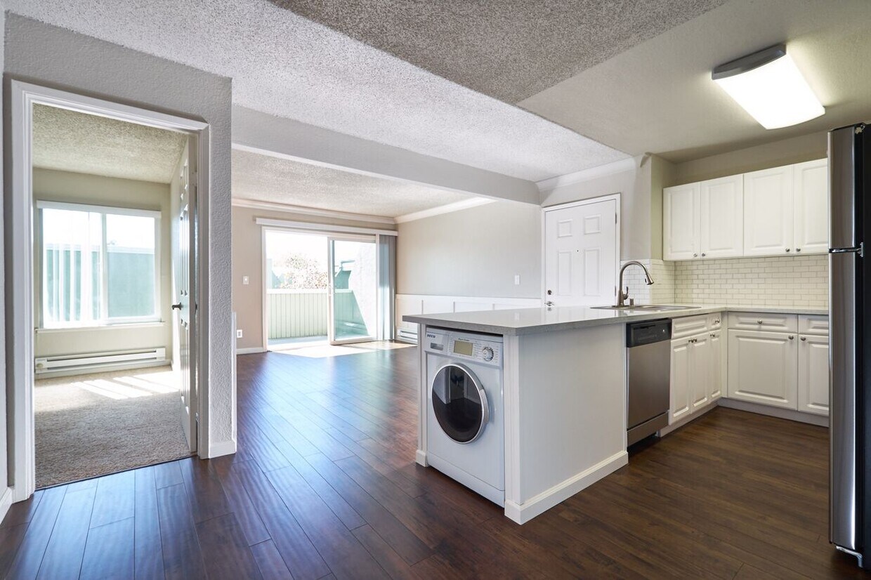 Foto principal - 1630 Merrill St