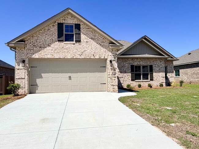 Building Photo - 527 Bristleleaf Path