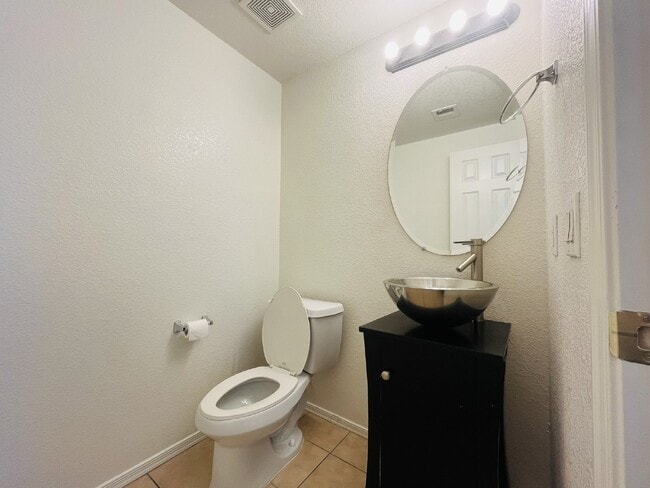 Foto del edificio - 18250 N Cave Creek Rd