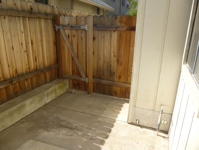 Foto del edificio - uni600