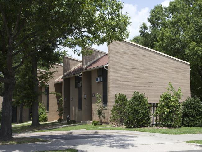 Building Photo - Liberty Street Apartments