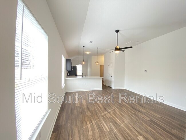Foto del edificio - 2204 S Pine St