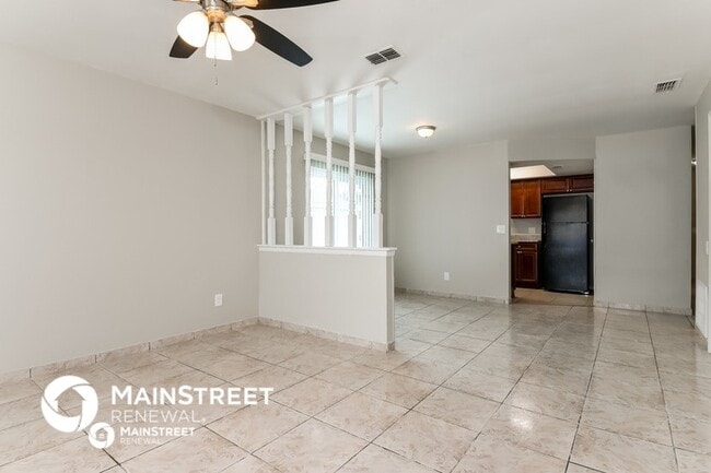Building Photo - 1352 Boulder Dr