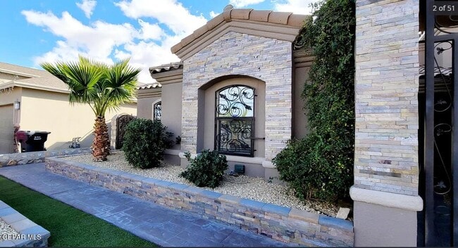 Building Photo - 13212 Emerald Hills St