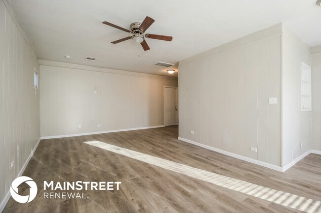 Foto del edificio - 1813 Ronald St