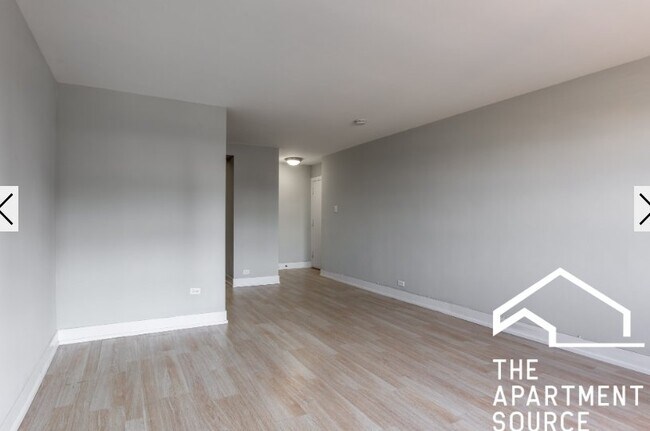 Photo - 445 W Wellington Ave Apartment