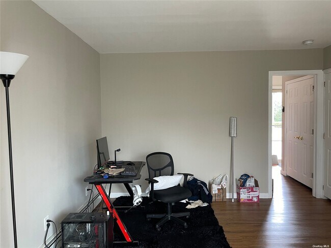 Building Photo - 32 Park Ave