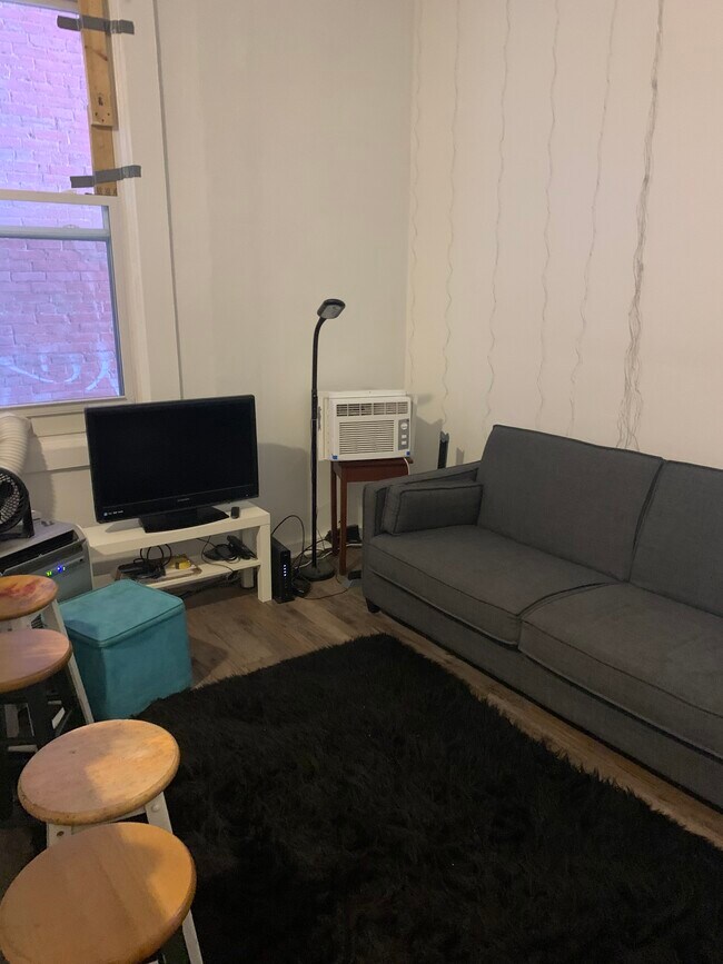 Foto del edificio - 3614 Dawson St