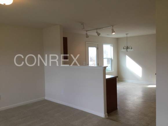 Building Photo - 1835 Meadowbrook Dr