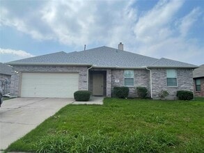 Building Photo - 241 Flatwood Dr