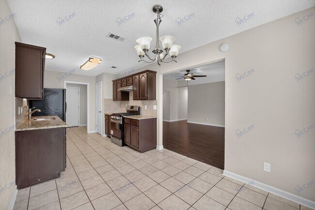 Foto del edificio - 2607 Parkview Dr