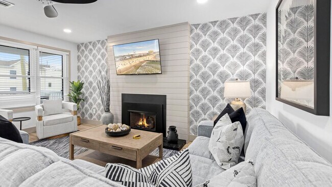 Building Photo - 3136-38 Haven Ave