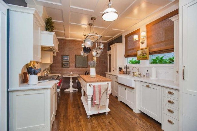 Building Photo - 3 bedroom in San Francisco CA 94109