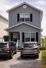 Building Photo - 830 Folmar St