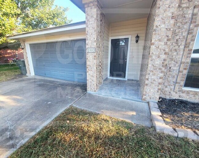 Building Photo - 1803 Robert Tyler Dr