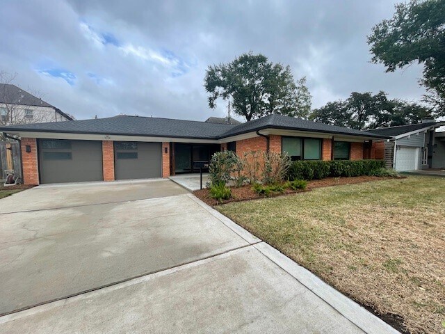 Foto del edificio - 7911 Greenbush St