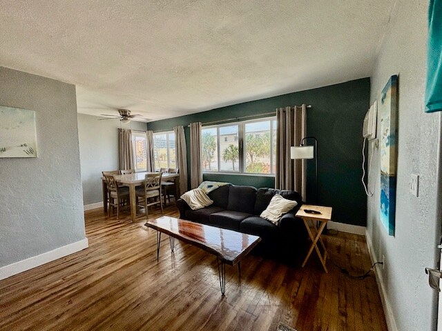 Building Photo - 601 University Blvd