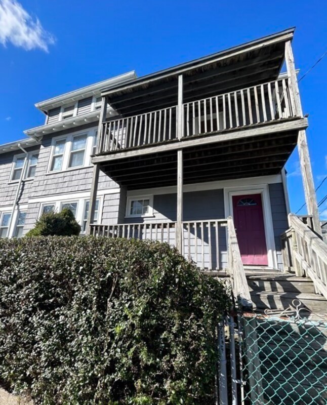 Building Photo - 48 Belden St