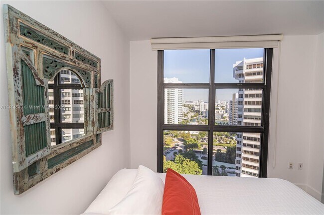 Foto del edificio - 9 Island Ave