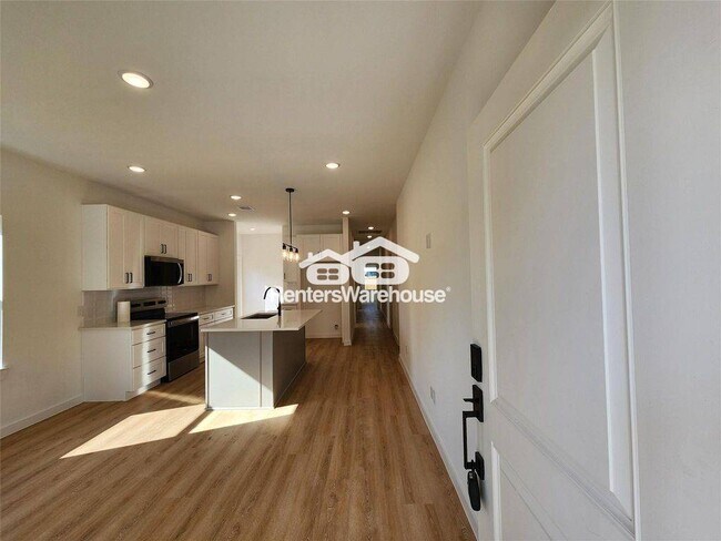 Foto del edificio - 7817 Beckley St