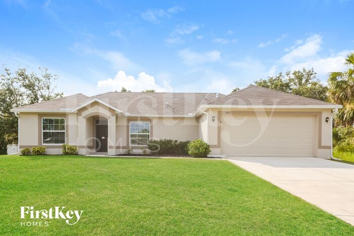 Foto principal - 3685 Parade Terrace