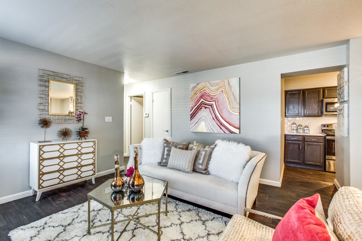 Maxwell Apartments - 8300 Brentwood Stair Rd Fort Worth, TX 76120