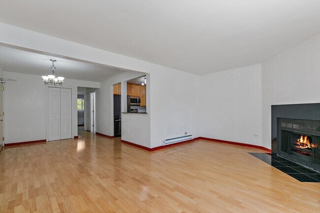 Building Photo - 522 Spruce Dr