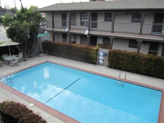 Foto del edificio - 1851 Riverside Dr