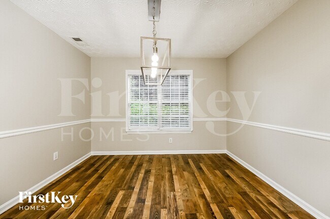 Foto del edificio - 308 Waltrip Ct