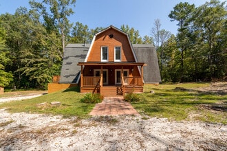 Building Photo - 2865 Old Thomson Rd