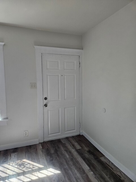 Foto del edificio - 830 E 20th St