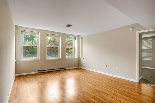 Building Photo - 2440 16th St NW