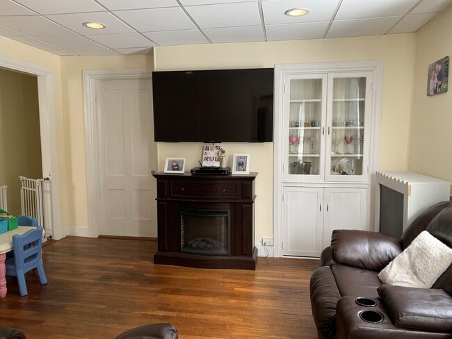 Building Photo - 88 5th St